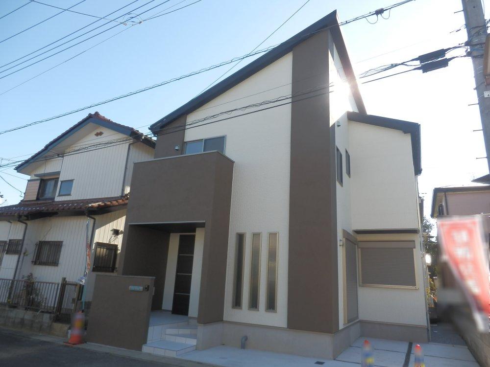 Local appearance photo. Local (12 May 2013) Shooting