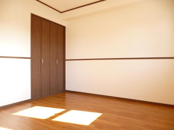 Other room space. Western style room