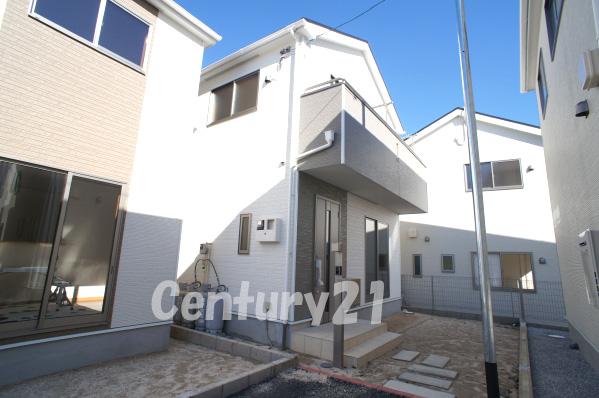 Local appearance photo. Local (11 May 2013) Shooting 4 Building