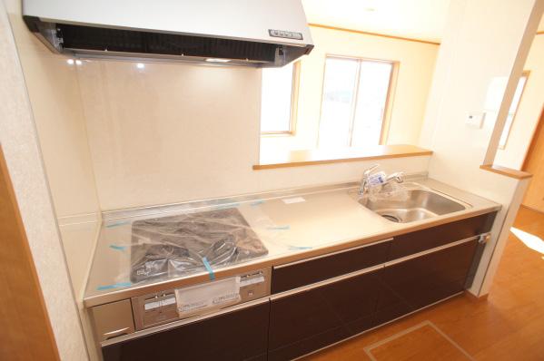 Kitchen. Indoor (11 May 2013) Shooting 9 Building