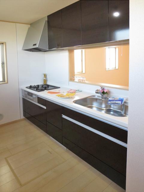 Kitchen. Indoor (11 May 2013) Shooting 1 Building System kitchen