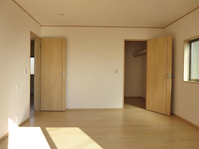 Other introspection. Indoor (11 May 2013) Shooting 1 Building 2F Western-style