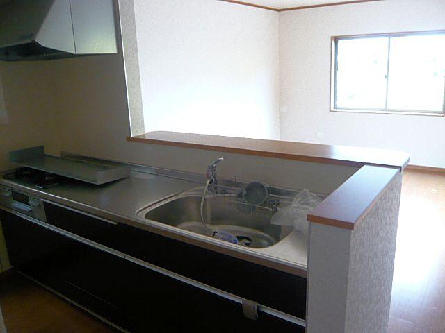 Kitchen. Building 3 Face-to-face kitchen