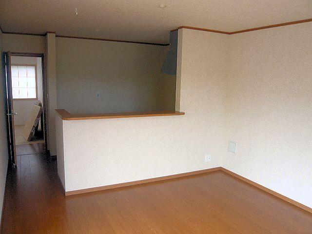 Living. Building 3 LDK14 Pledge