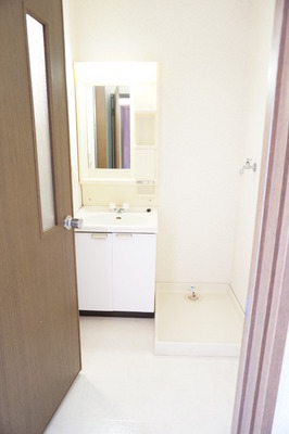 Washroom. It is easy to live and there is a dressing room space