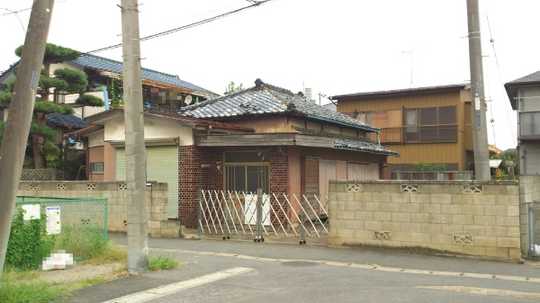 Local land photo.  ☆ Yang per well per southwest side road surface