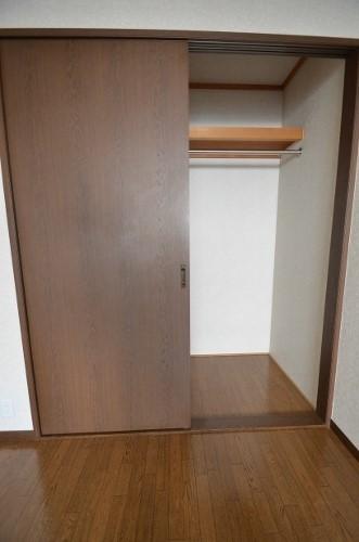 Other room space. Receipt