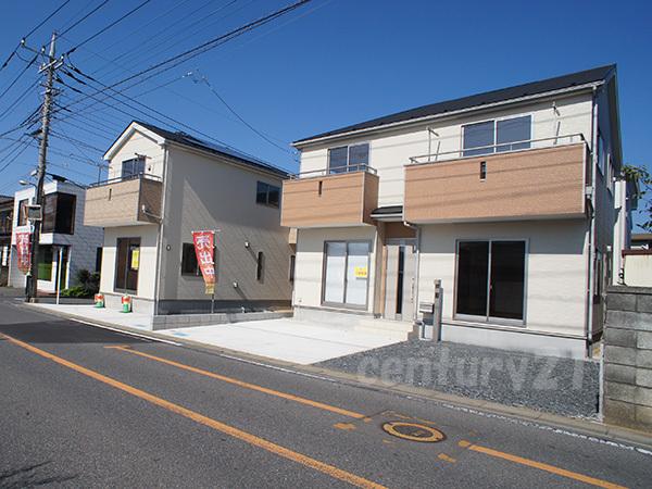 Local photos, including front road