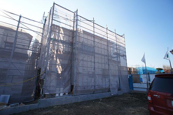 Local appearance photo. 1 Building