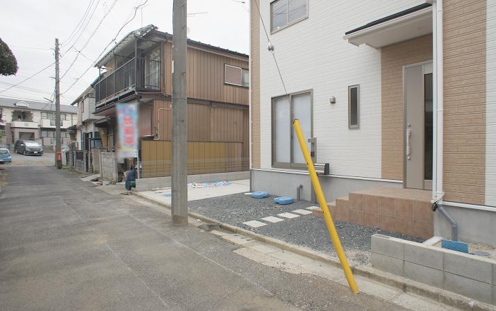 Local photos, including front road