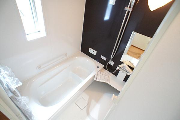 Bathroom. Achieve a comfortable bath time dated bathroom dryer