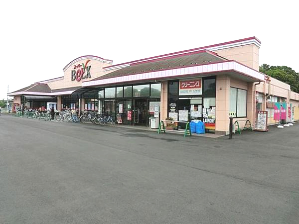 Other. Bergs Iwatsuki Johoku shop to walk 17 minutes