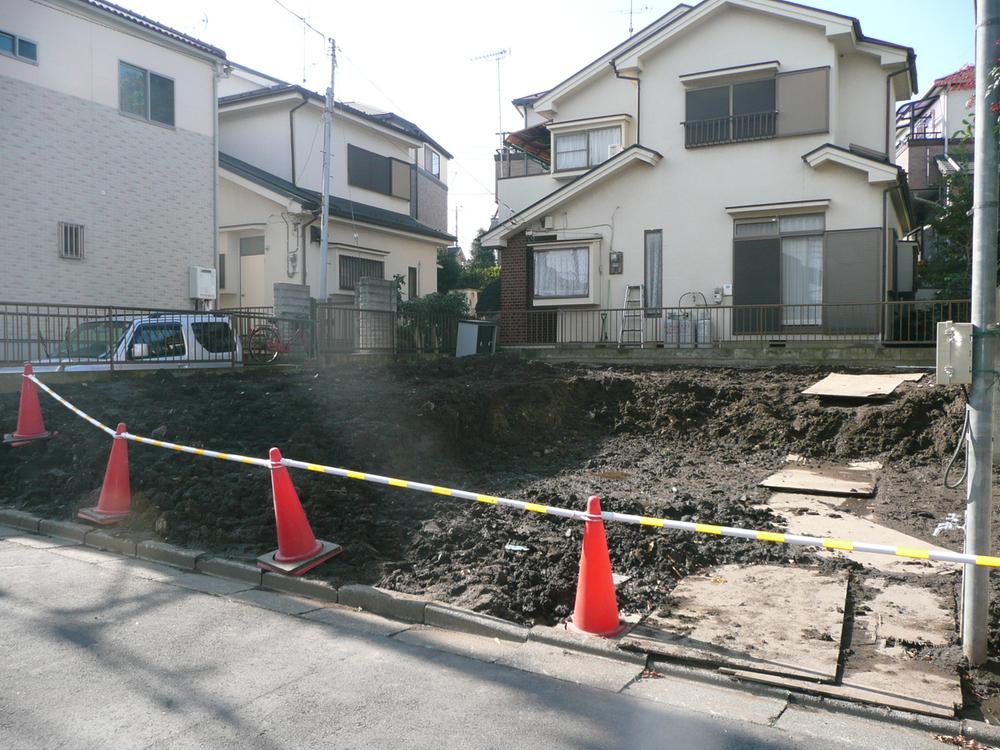 Local appearance photo. Local (11 May 2013) Shooting