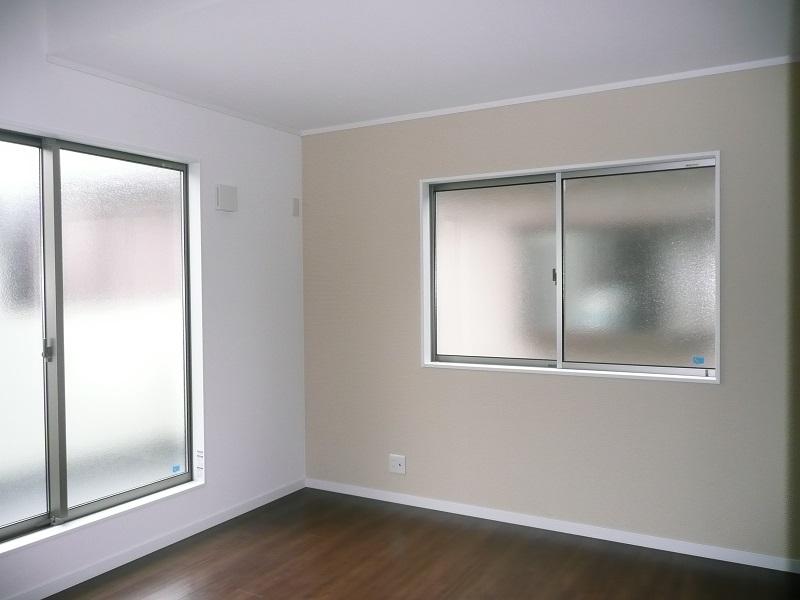 Other. The main bedroom construction cases