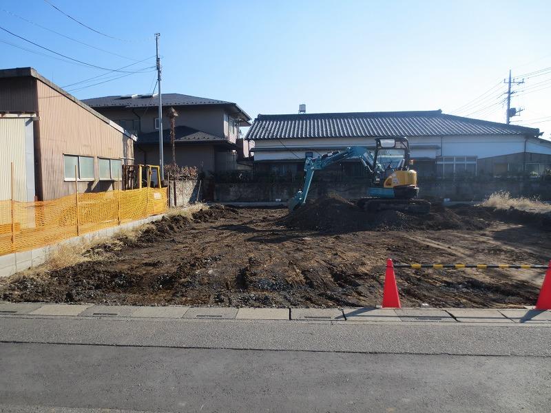 Local appearance photo. Local (12 May 2013) Shooting