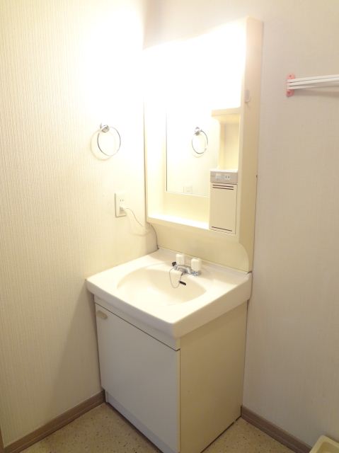 Washroom. I'm happy independence washstand