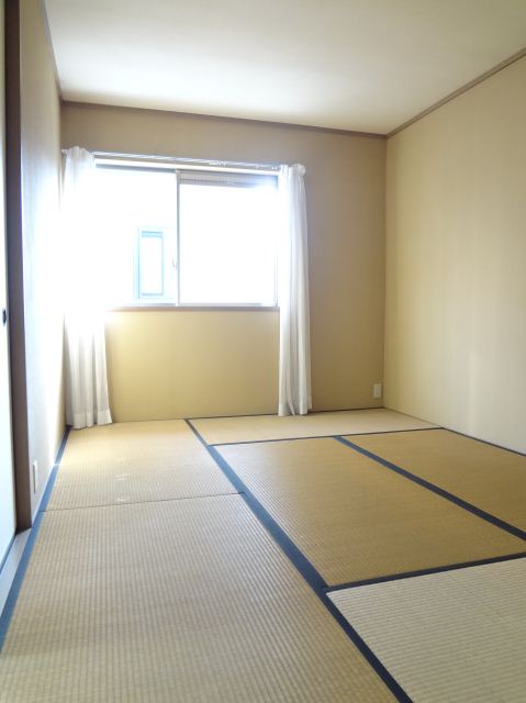 Living and room. It calm the Japanese-style room