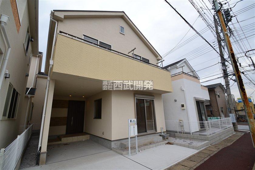 Local appearance photo. Local (11 May 2013) Shooting