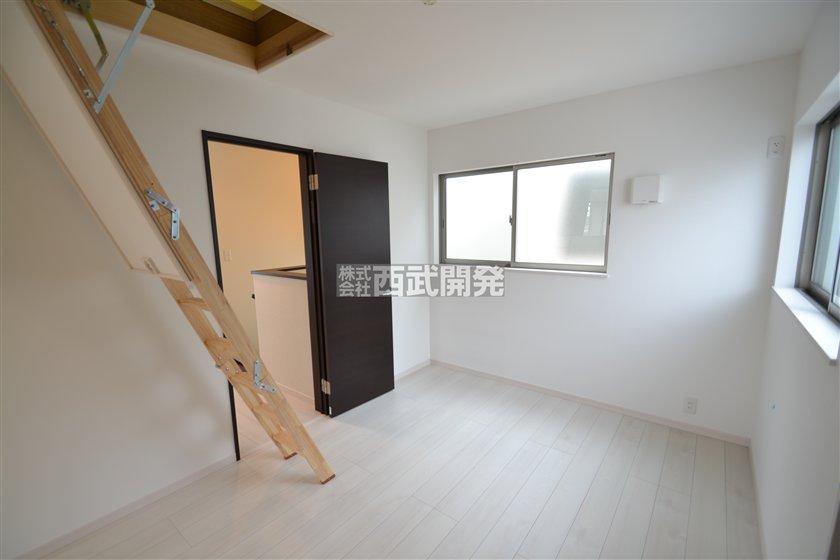 Non-living room. 5 Building Western-style (11 May 2013) Shooting