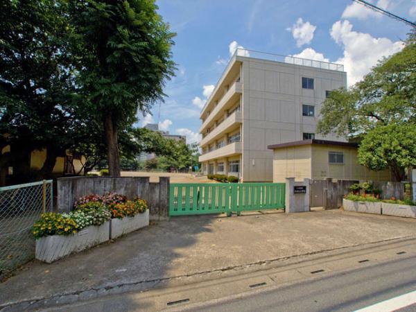 Primary school. Up to elementary school 490m 2012 / 08 / 03 shooting Saitama Municipal Daisuna soil elementary school