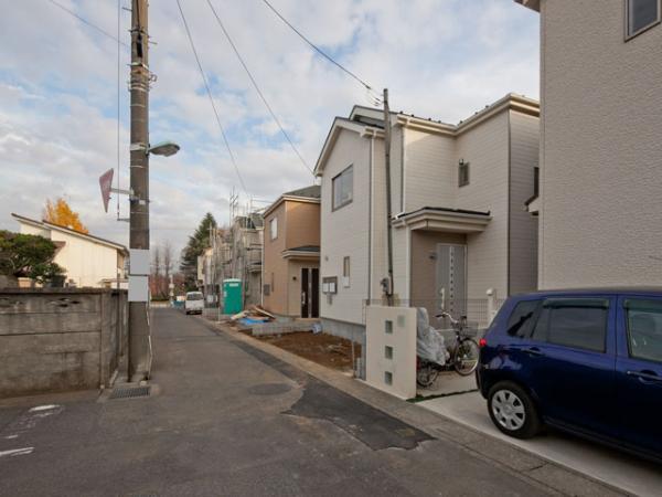 Local photos, including front road. 2013 / 12 / 09 shooting 