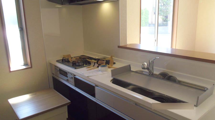 Kitchen. Was building completed. Such as the actual image from per yang, We have to wait all the time so you can see directly. 