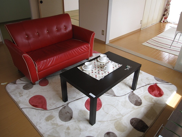 Living and room. Is an image