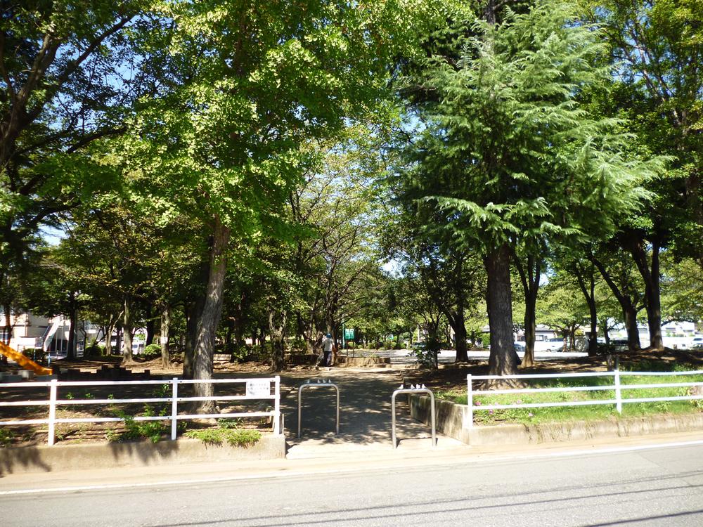 park. 80m to Matsubara Park