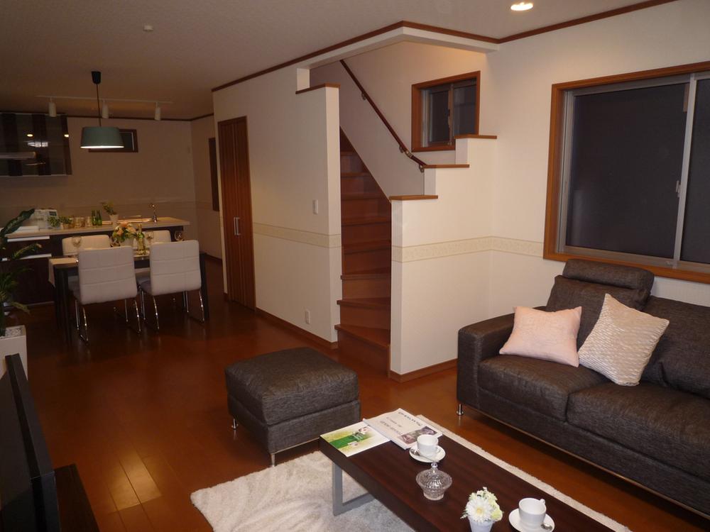 Living. 4 Building model house.  You have to place the furniture to LDK.  Guests preview while the image of a real life. 