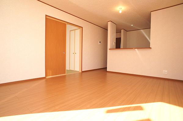 Living. Indoor (12 May 2013) Shooting Building 3