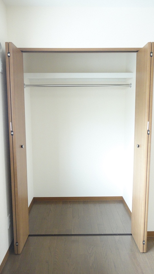 Receipt. Closet closet