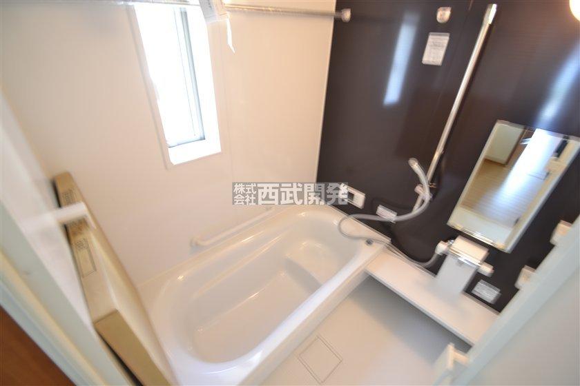 Bathroom. 7 Building bathroom (September 2013) Shooting