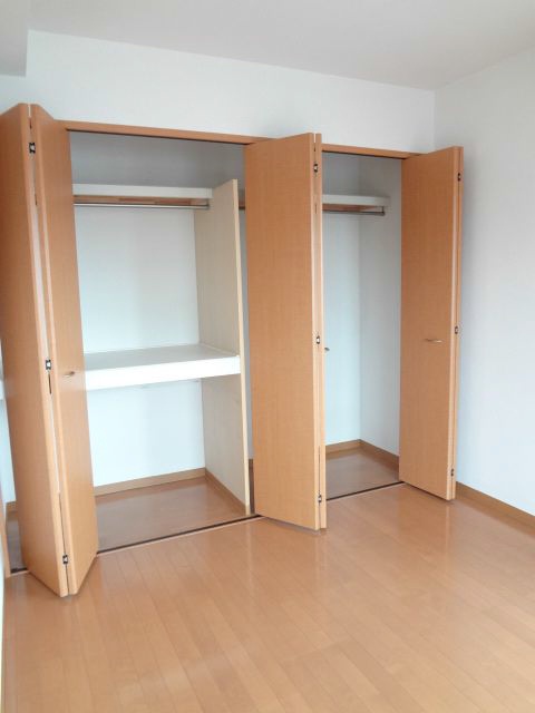 Receipt. Enter plenty.