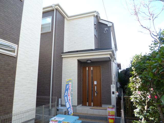 Local appearance photo