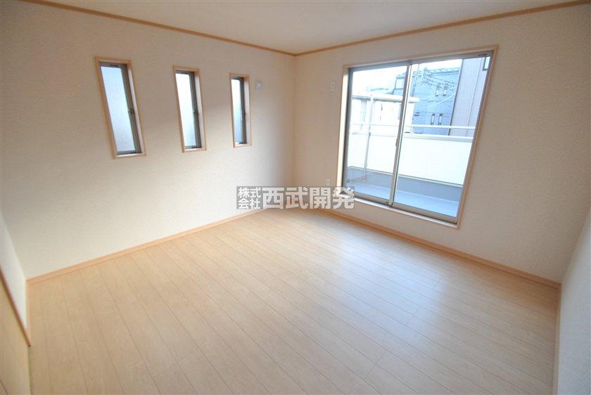 Same specifications photos (Other introspection). Same specifications