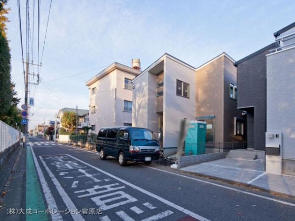 Local photos, including front road. 2013 / 11 / 27 shooting 