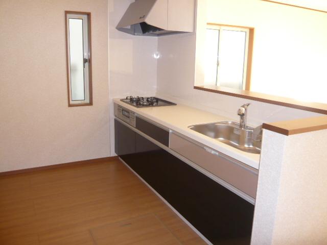 Kitchen.  ◆ Bright face-to-face kitchen 15 Pledge! 