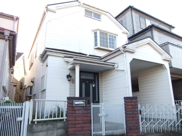 Building appearance. Chic appearance!