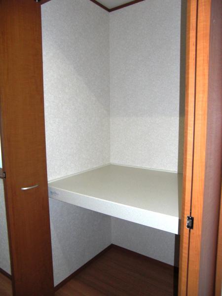 Receipt. Second floor hallway storage