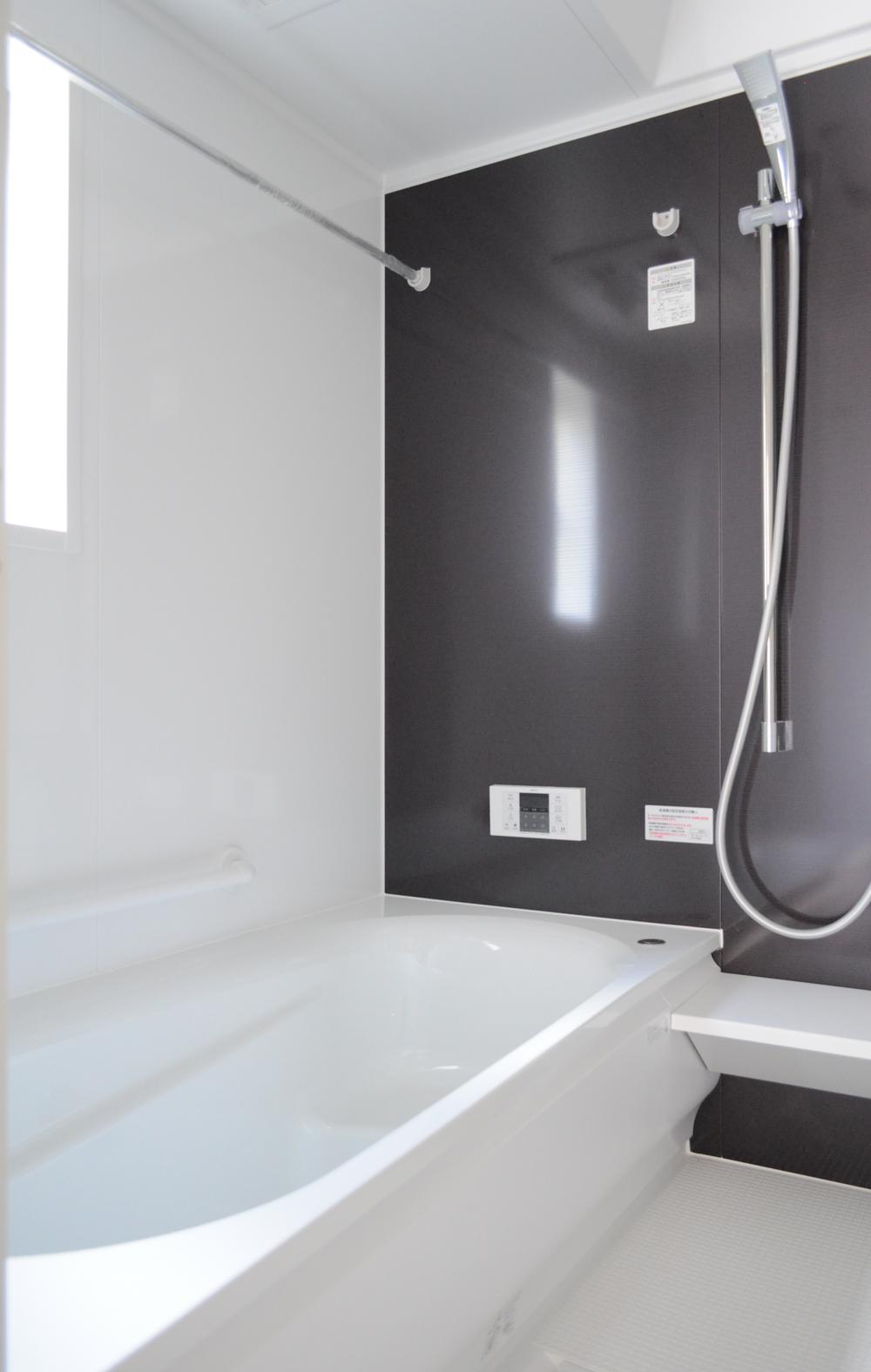 Bathroom. Unit bus with a ventilation dryer