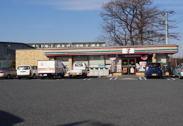 Convenience store. Until the Seven-Eleven 80m walk 1 minute