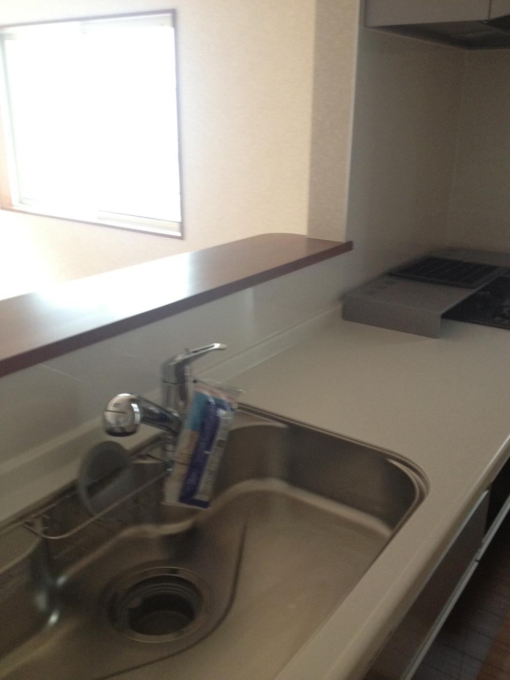 Kitchen. Local (11 May 2013) Shooting