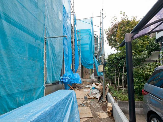 Local photos, including front road. 1 Building