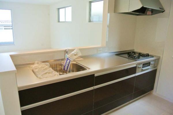 Same specifications photo (kitchen)