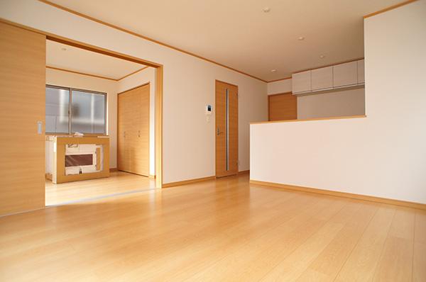 Living. Your family spacious living room that everyone is comfortable and welcoming Indoor (12 May 2013) Shooting A Building