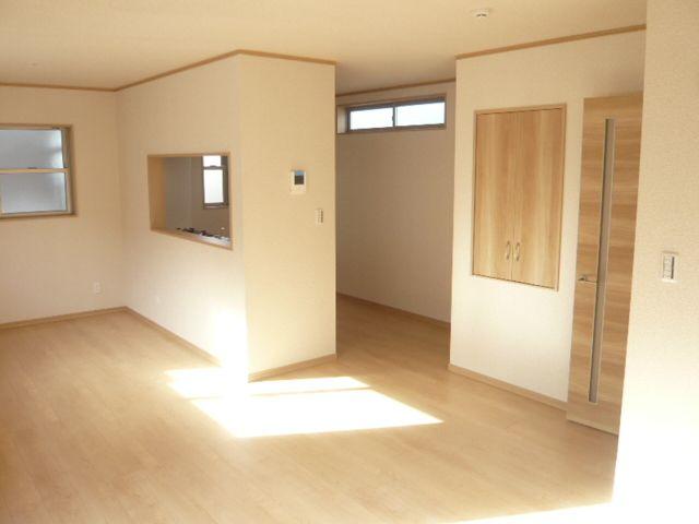 Living. 15.5 Pledge of LDK