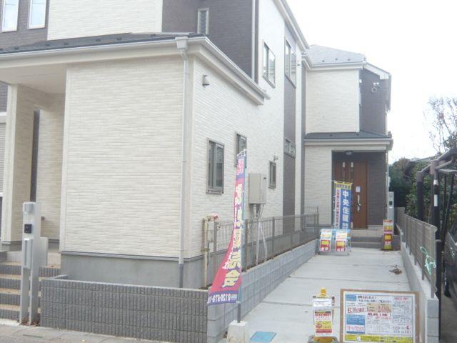 Local appearance photo. Completion! Miyahara Station 14 mins East Miyahara Station 4-minute walk