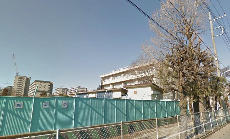 Primary school. Daisuna soil 820m up to elementary school (elementary school)