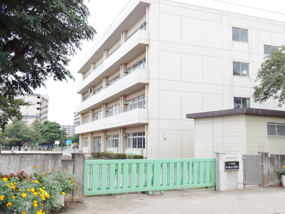 Primary school. 652m up to elementary school Municipal Daisuna soil