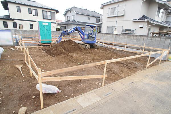 Local appearance photo. Local (12 May 2013) Shooting Building 2